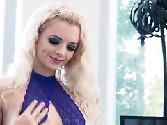 Eye Catching Blonde Stunner Riley Starlet Loves Topping Fat Prick For Orgasm